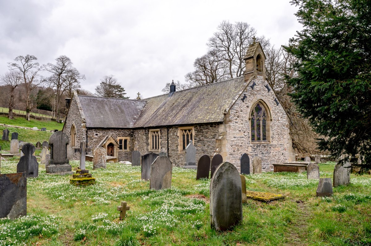 NatChurchTrust's tweet image. Let's get talking about  #FutureOfChurches

Christopher Catling, Secretary of the Royal Commission on Ancient and Historical Monuments of Wales says churches are "places where the past is kept alive at the heart of every community"

Join our debate here: ow.ly/iegy50GLjAO
