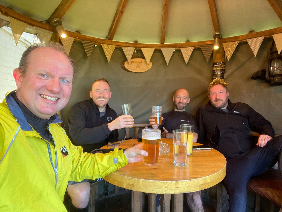 Pedallingforpub's tweet photo. Fantastic to see @AltonSteven, @paulpavli, @anthonypender4, Dave Wigham & Julian Ross getting #BackBehindtheBar with some serious training & a celebratory beer or two. 👏🏼
Support them here https://t.co/f5iedk0RQQ
@apavementaway @LTCharity #pedallingforpubs #pubsmatter https://t.co/uXbgizgVFi