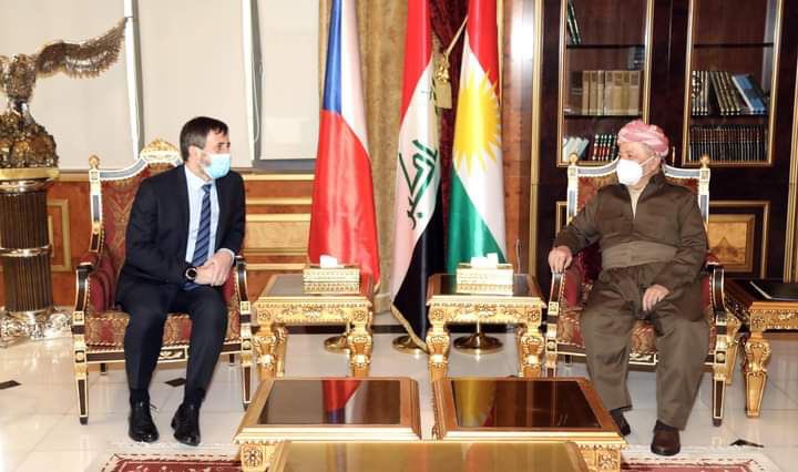 SafeenDizayee's tweet photo. President @Masoud_Barzani welcomed Czech Republic's new Ambassador Peter Stepanek &amp; wished success in his tenure in Iraq to further promote our historic ties &amp; cooperation in economy, culture &amp; academic fields. Discussions covered current political situation &amp; regional stability. https://t.co/l6IX0g7ji0