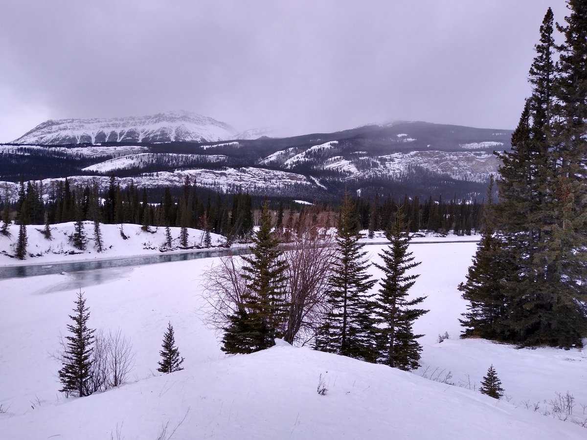 So after making these relaxing walks in Skyrim, I thought it was about time to do one of my own. So me and the boys went out to go hiking in the mountains. The beauty of the snow, mountains, pine trees, and icy water was mesmerizing. I'm looking forward to doing it again :)