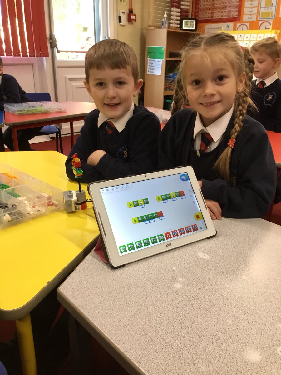 boothstownmeths's tweet photo. We have loved learning to program the Lego we have built #juniorstem https://t.co/NmiPbtpALk