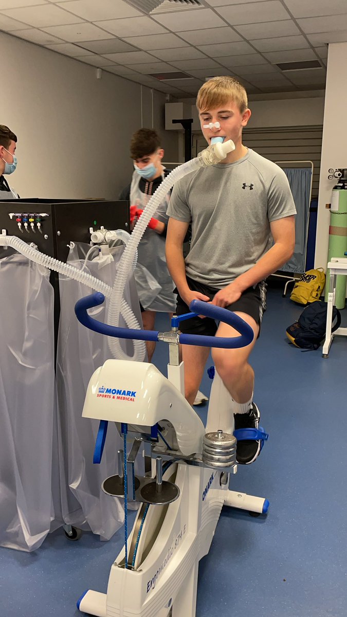 StjohngirlsPE's tweet photo. Yr12 AS PE: Here we go!…. Cycle Ergometer Test @USW_SPEX @StJohnsAberdare @MACS_HWB #douglasbag #vo2max #aerobiccapacity https://t.co/BcQTVhV05I