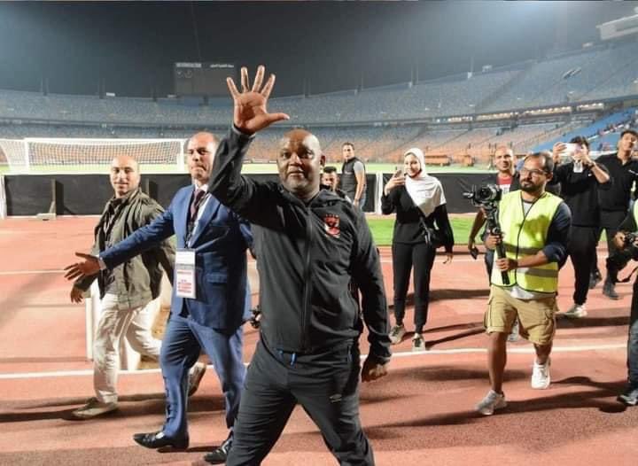 HimaCris's tweet photo. فاضل 🖐 أيام على الذكرى السنوية الأولى لوش رجل أفشة اللي شمع نادي الزمالك بالشمع الأحمر ❤️ https://t.co/BugB1sceZ5