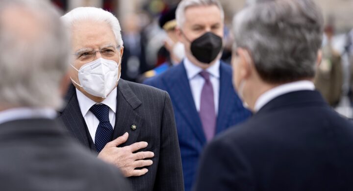 Draghi è la Quarta Repubblica. La versione di Alli

A Palazzo Chigi più che al Quirinale. Purché non esca di scena: è un lusso che l’Italia, e i partiti, ora non possono permettersi

Il commento di <a href="/paoloalli/">Paolo Alli</a> 

formiche.net/2021/11/draghi…