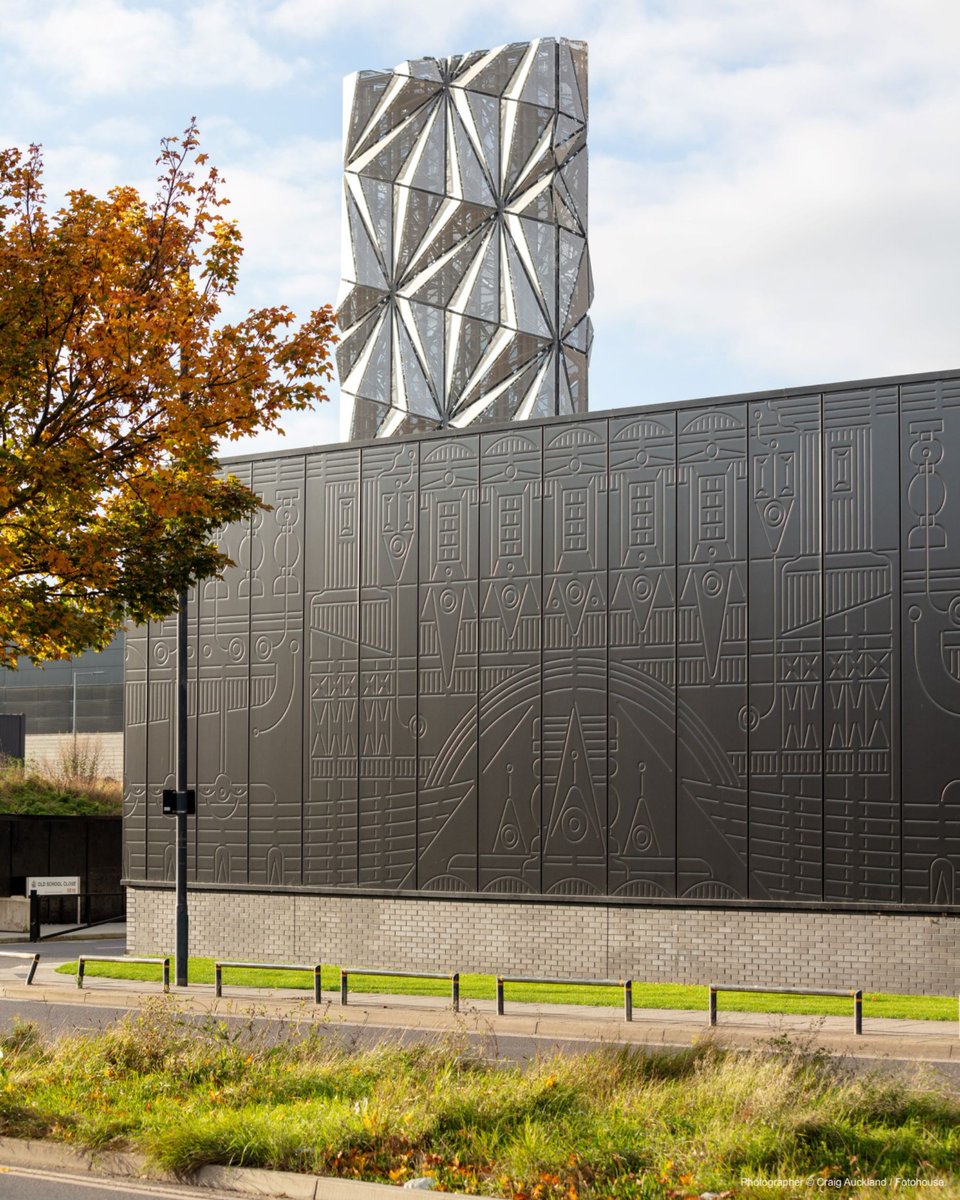 TrimoGroup's tweet photo. The Waste Transfer Centre, Greenwich Peninsula - the unique building with eye-catching facade done with our ArtMe design on Qbiss One facade panels.
Architect: @NorthpointArch 
ArtMe design architect: @fleafolly 
Investor: Knight Dragon Developments Ltd
https://t.co/ZZu314fZJ8 https://t.co/ynkU9NzpDe