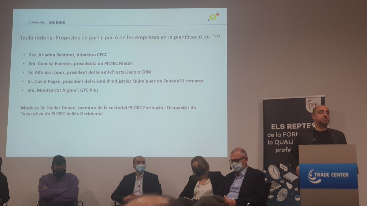 Tanca la trobada #PIMECFÒRUM Sr. Fabian Mohedano, president de l’Agència FPCat. Línies actuació:
1. FP dual
2. Acreditació competències
3. Fomentar la vocació.

I després Sra. Sílvia Miró, directora de l’Àrea de Treball de PIMEC