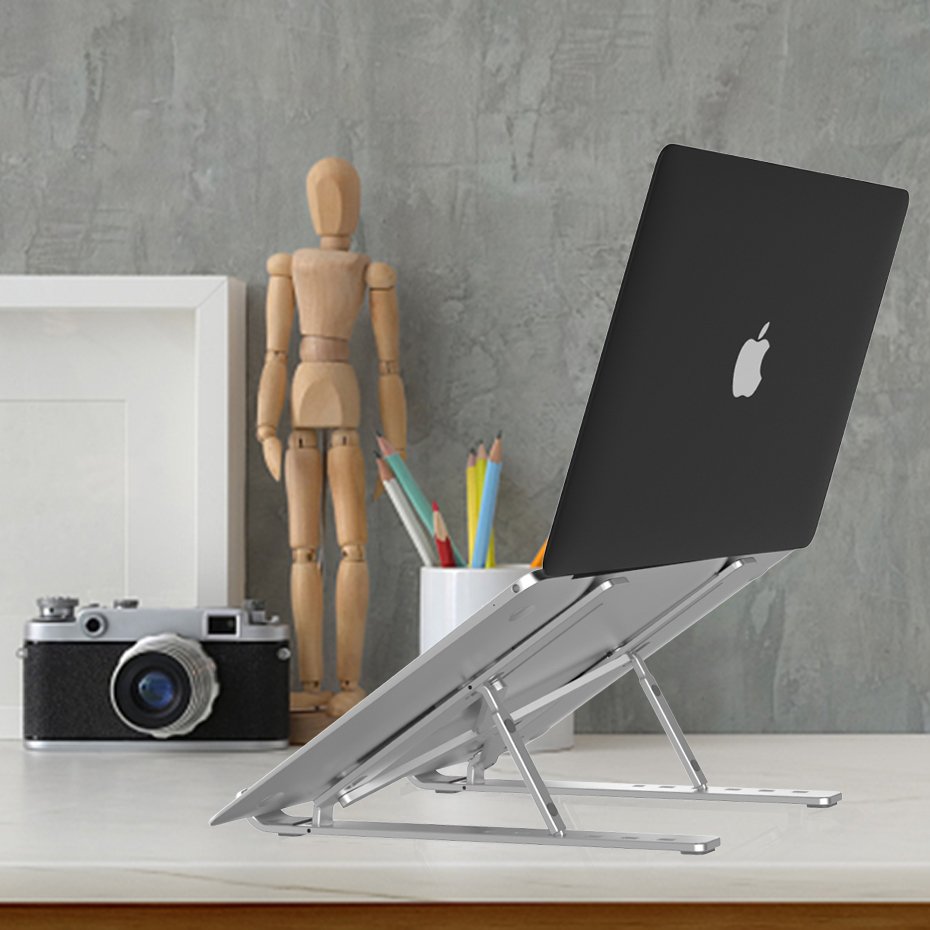 BoyataInc's tweet photo. It allows your laptop up at the perfect angle for working or docking, folds easily and is very sturdy. 💻💖

Check it out 👉https://t.co/8nx76spV2h

#laptopstand #stands #boyata #laptop #protable #office #workplace #adjustable #desk #holder #laptopriser https://t.co/3pndzEIYTW