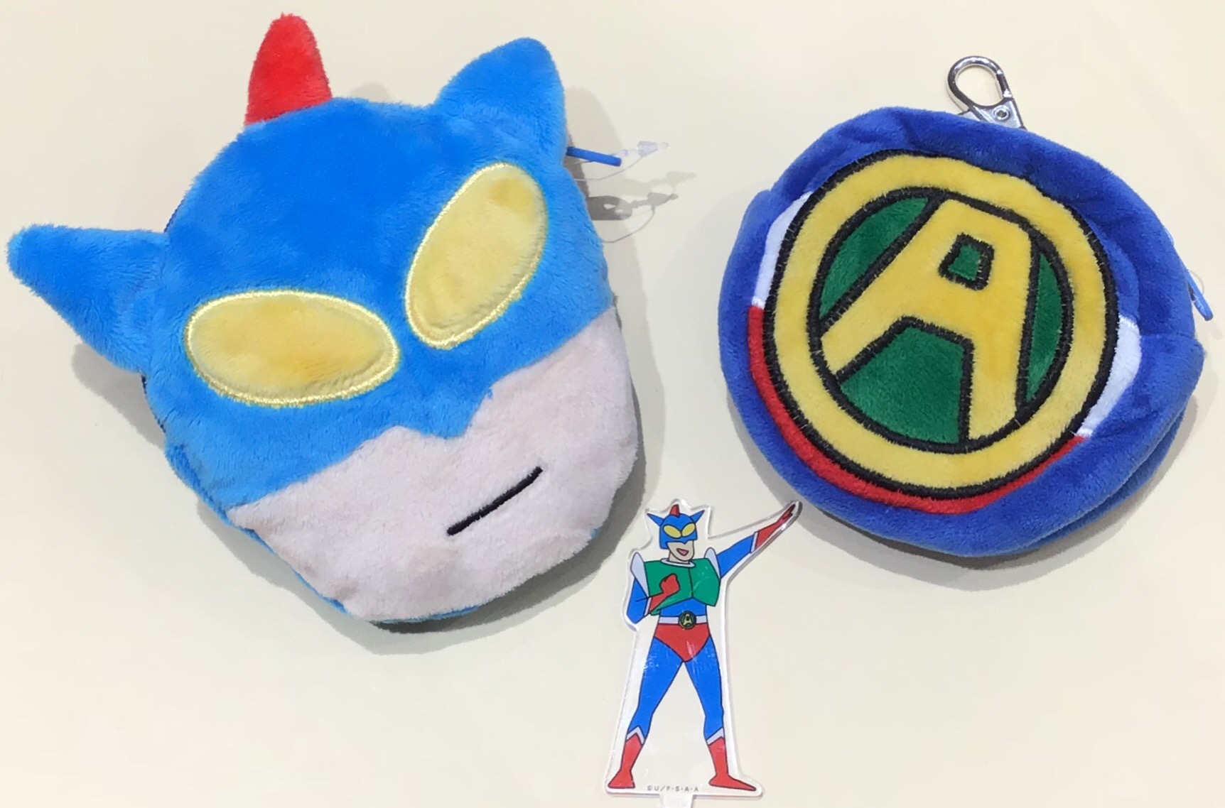 公式 クレヨンしんちゃんオフィシャルショップ アクションデパート仙台店 Al Twitter アクションパンチ アクションキック アクションビーム アクション仮面の正体をみんなは知ってる キッズリュックを開くとその素顔が 是非見に来てね ベルト