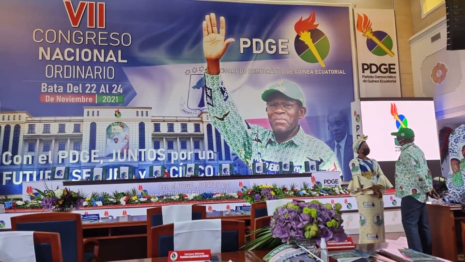 OJA_PDGE tweet media