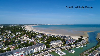 crcpaysloire's tweet photo. #RapportCRC #LaBaule : la stratégie patrimoniale et la programmation pluriannuelle  des investissements (PPI) demandent à être formalisées ▶️https://t.co/yGIXVLl09X https://t.co/aZCYBHIbyF