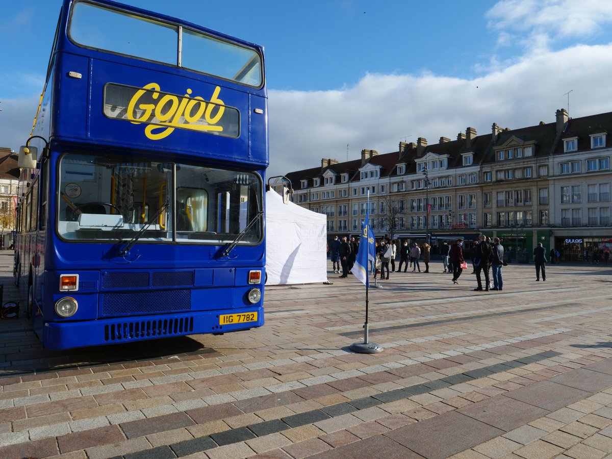 gojob_official's tweet photo. "L'intérim explose dans toute la métropole lilloise" 🗞
Le Gojobus sera demain à Armentières place du Général de Gaulle, de 9h à 17h, avec plus de 400 missions à pourvoir 🚌 Un record 🤩 !!
Benjamin Vallat, DGA de #Gojob, en parle avec la Voix du Nord ⬇️
https://t.co/uDugY5BPBt https://t.co/4J1W8jDegG