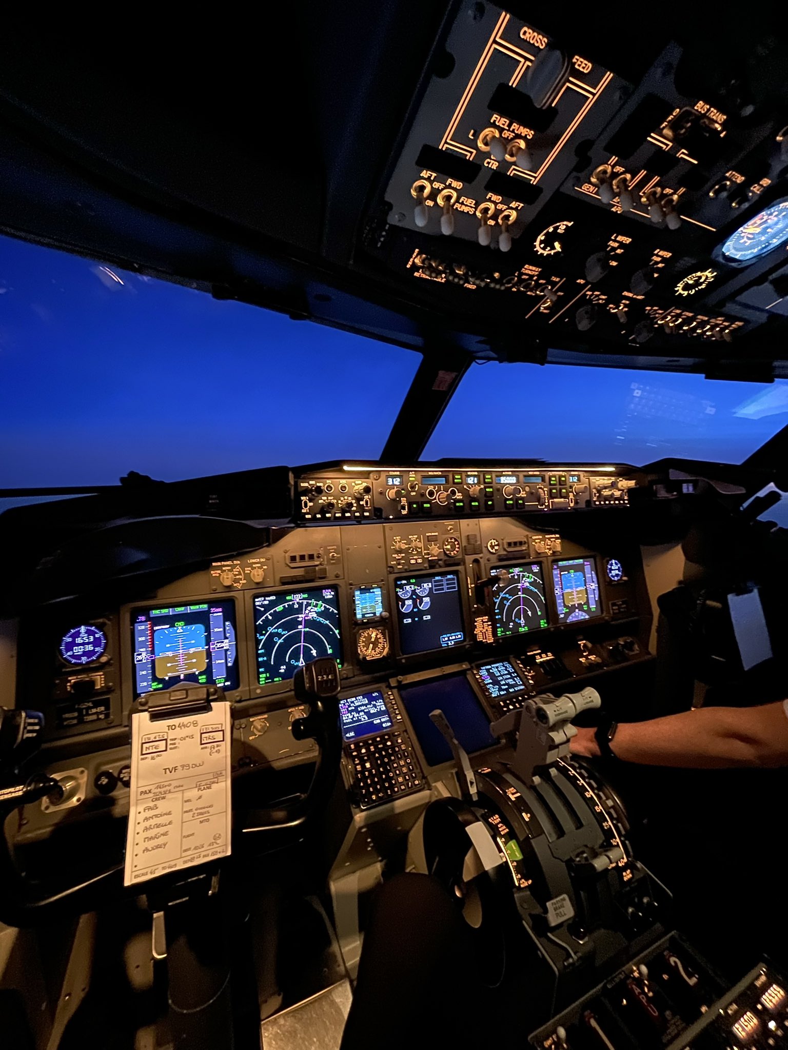 Guillaume Laffon Boeing 737 800 Gt Best Office Transaviafr T Co Ryhvcjigdy Twitter Guillaume Laffon Boeing 737 800 Gt Best Office Transaviafr T Co Ryhvcjigdy Twitter