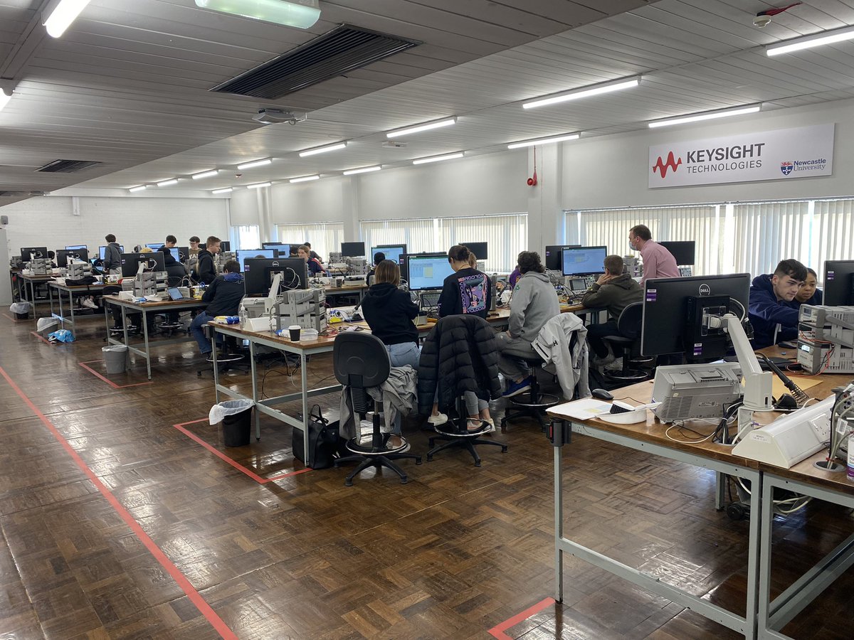 Great to see our labs full again! <a href="/Power_Group_NCL/">Electrical Power Newcastle University</a> <a href="/EngineeringNCL/">Engineering at Newcastle</a>