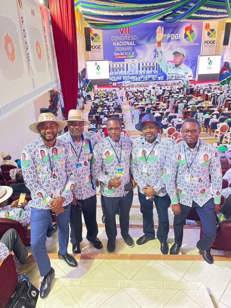 OJA_PDGE tweet media