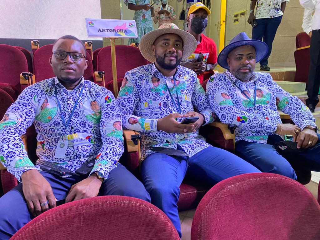 OJA_PDGE tweet media