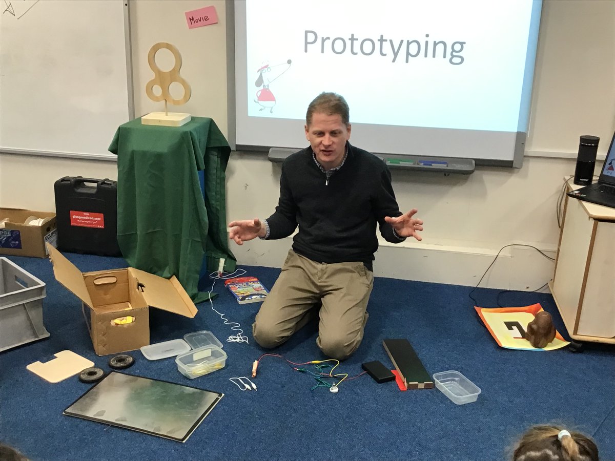 LadymountNews's tweet image. Don’t let the chaos fool you! We are having a brilliant (slightly messy) Claude in the City DT day, led by one of lovely parents! It was a struggle getting them out to break as they were desperate to carry on! @Alex_T_Smith #DTweek #learningfromexperts #STEM