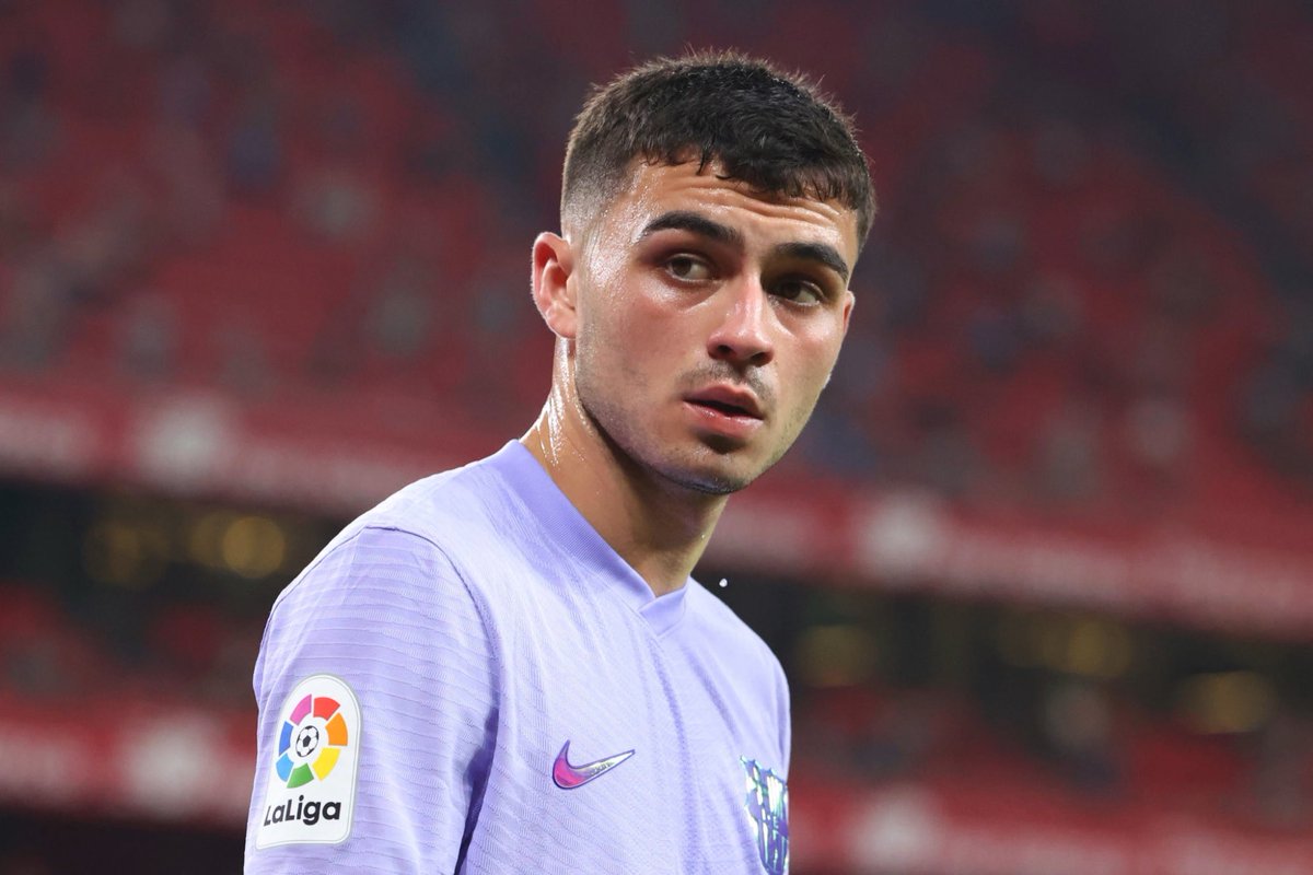 ActuFoot_'s tweet photo. 🔴 OFFICIEL ! Pedri est sacré Golden Boy 2021 ! 💎🇪🇸 https://t.co/rka5S9HkNC
