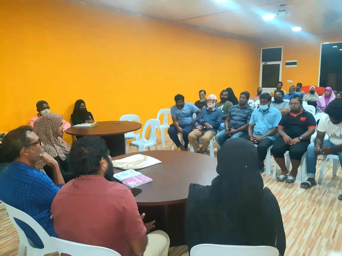 aisee68's tweet photo. A differently abled youth cared for by Council Chief Mode at #MaafaruIsland. Endearing personality, symbol of outreach of benefits of #LocalTourism. He serves as de-facto envoy for #hospitality and signifies love n care for visitors alike. #CommunityLivelihood #Guesthouses https://t.co/awJ2GYEW5q