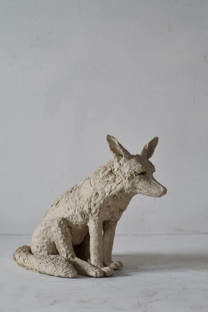 Artist Brigitte Jurack explores our relationship with animals and their inner lives.For this solo show, Jurack presents new works in ceramics, watercolour, drawing and film. Williamson Art Gallery &amp; Museum, until 30 Jan, 10.30am-5pm. <a href="/WilliamsonArt_/">Williamson Art Gallery & Birkenhead Priory</a> 
buff.ly/3FCHqGz