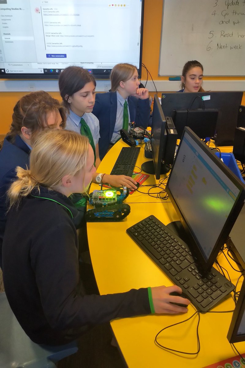 KewHouseICT's tweet photo. @KewHouseICT #GirlsInSTEM love it when coding teaches resilience. Coding is fun. #coding teamwork makes the code work. https://t.co/c8EDRY6u9s