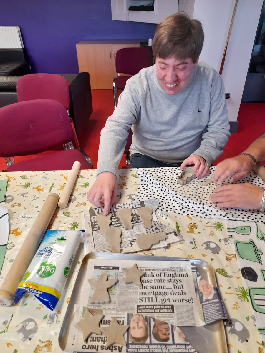 AutonomieInfo's tweet photo. It’s beginning to look a lot like Christmas at Autonomie as our talented #Freedom2ChooseProg Young People have been making their very own ceramic Christmas decorations at Shaftsbury Community Centre, Belfast. https://t.co/mAlehNoa6d