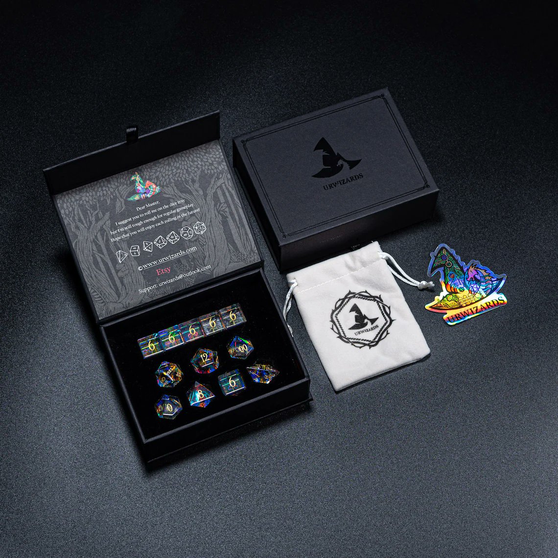 🎉Holidays's Giveaway🎉
 
Like &amp; retweet to enter.

3 sets of dice for 3 people(with gift box).  Winners will be announced at 11/26/2021.

Thanks for the love in this year. I hope you all stay health&amp;happy in the following days🎅😊

#dnd #dice #dungeonsanddragons  #ttrpg