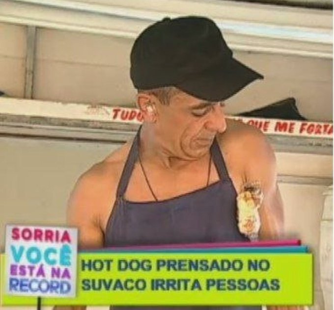 Ravanelli on X: É só um hot dog prensado no suvaco   / X