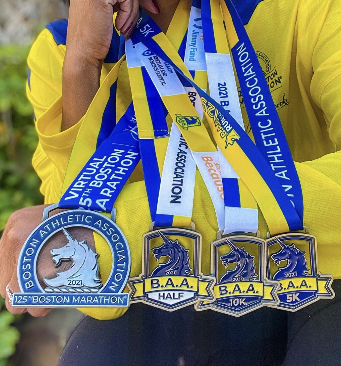 BAA's tweet photo. #MedalMonday shoutout to January Pugh who earned all 4 🦄 🏅 in 2021! Who else earned all 4 B.A.A. medals this year?!

#RunTo125 https://t.co/VNcHTw39fx