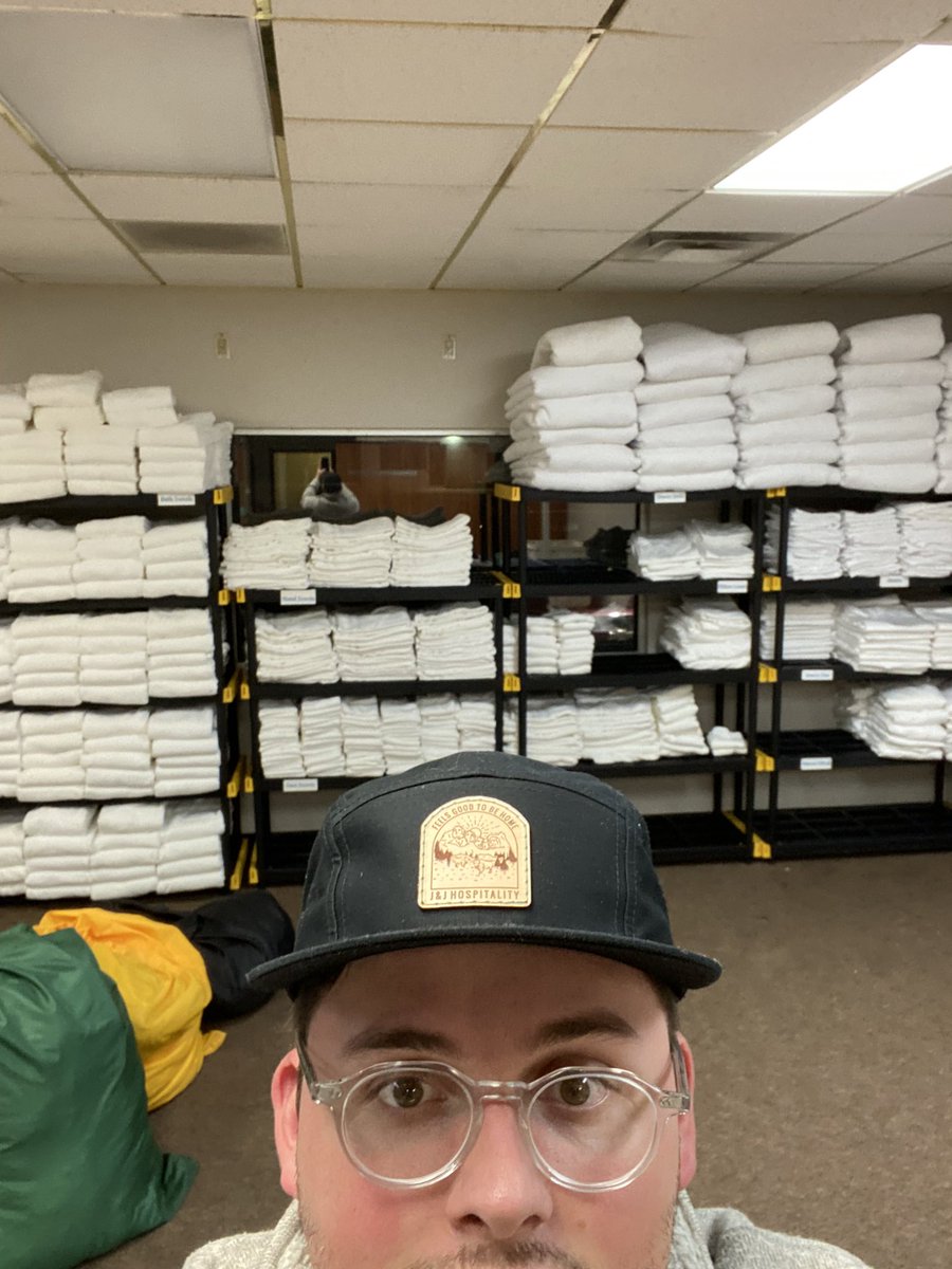 Laundry anyone? 🧺🧺