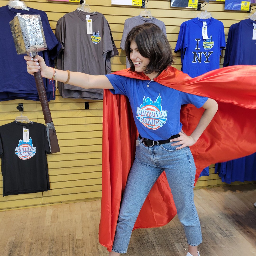 MidtownComics's tweet photo. #MidtownMerchMonday! You too can wield the power of thunder & lightning when you wear a Midtown T! Mjolnir & cape sold separately!
https://t.co/JMvnfLegNU
#MidtownMerch #MidtownExclusive #MidtownApparel #Thor #superheroapparel #Mjolnir #superheroshirt https://t.co/VKZeEtzyJ4