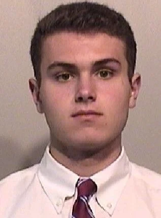 Xpressionable's tweet photo. He pleaded guilty to committing the crimes, said he been watching P0rn sense 7 years old.
White Man who sexually assaulted 4 teenagers gets no prison time. ‘Incarceration isn’t appropriate,’ judge #ChristopherBelter #WhitePrivilege #CriminalJusticeSystem 
https://t.co/WAmJfn51Rx https://t.co/GcFc6maxay