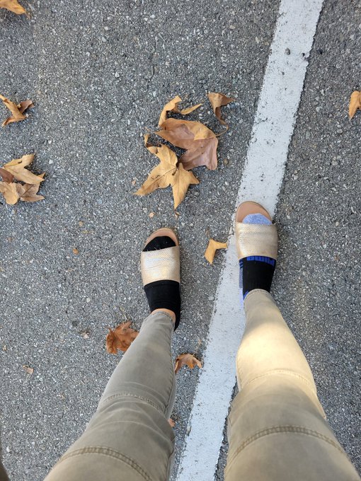 Omg I almost walked into work like this https://t.co/CC2NsGHEpA