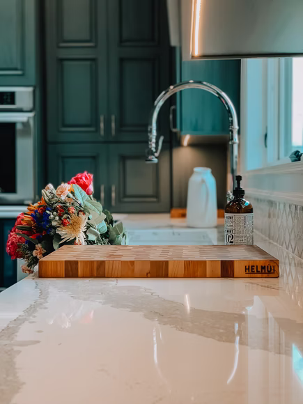 interiorsofcolo's tweet photo. Looking to add unique characteristics to your home? There's no better choice than our natural stone products! Each stone is one-of-a-kind and is sure to be the statement piece you've been looking for! Give us a call at (303) 617-5656 for more details. https://t.co/TPBykDlVQw