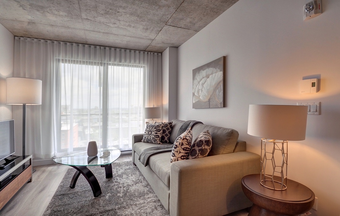 Premiere_MTL's tweet image. Executive living at M2 is where your perfect executive short-term apartment rental in Montreal awaits,  with unprecedented access to the effervescence and glamour of this distinctive neighborhood. #corporatehousing #temporaryhome ow.ly/9Ktq50GRCIb