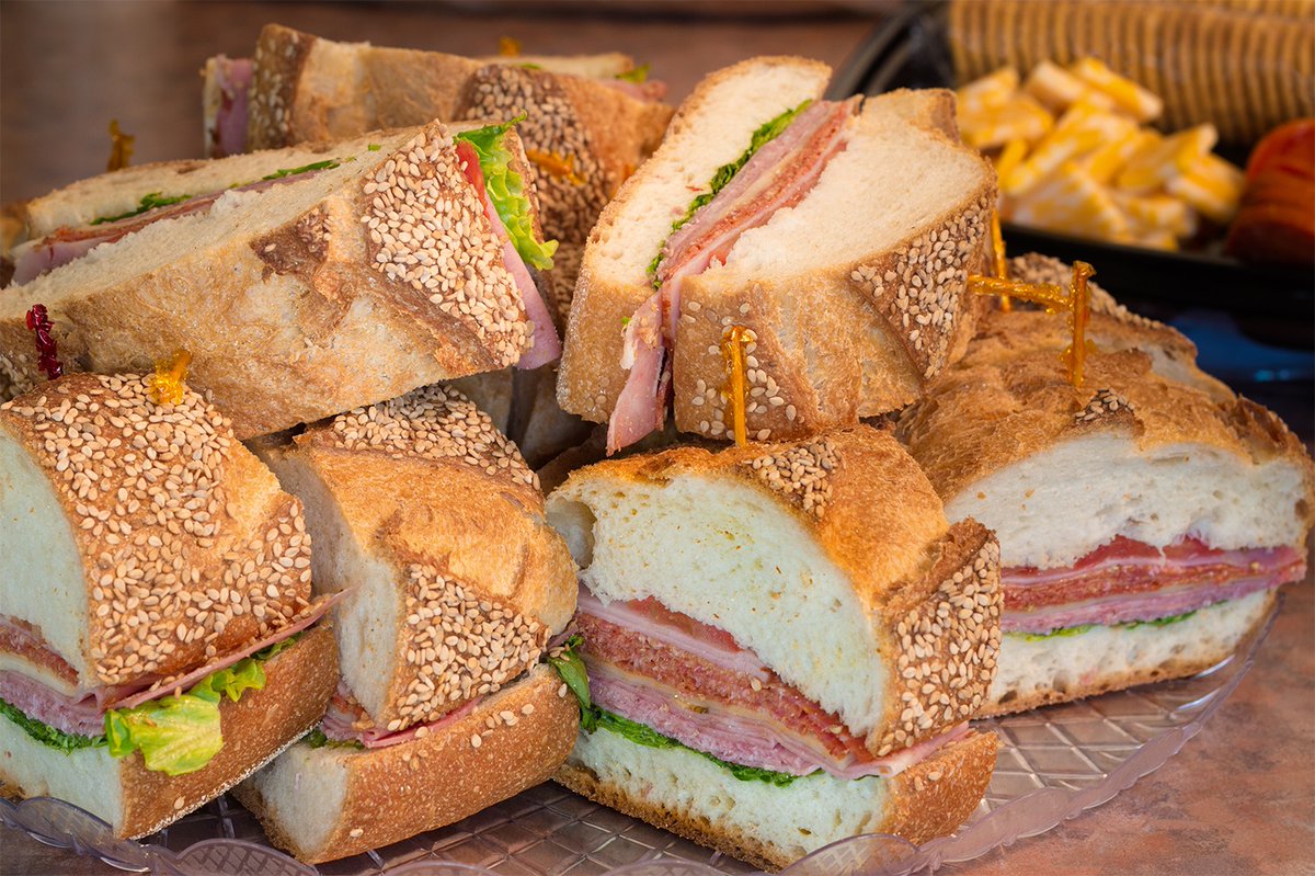 CafeRichiesto's tweet photo. Friends and family in town? Order from Cafe Richiesto and Pizzeria! 😉
.
Order your great meal today! ⤵
.
Online Ordering ➡ https://t.co/73TTnXRhLA
.
#CafeRichiesto #Rte32 #NewWindsor #Westpoint #WoodburyCommons #Cornwall #I87 #CentralValley https://t.co/i3qTJjWVfG