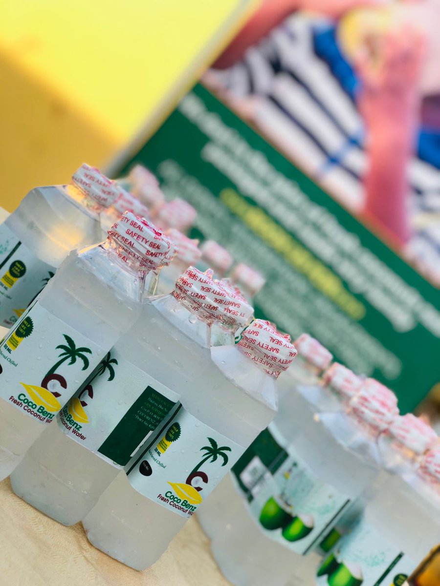 mycocobenz's tweet photo. Contact @mycocobenz for all your fresh chilled coconuts water package. Delivery available, as well as event bookings.
#freshcoconuts #freshair #foodstagram #foodphotography #foodblogger #gentlekubesellers #0245494376☎️
#newweek #november
We repped #asaly21 #marketingdigital https://t.co/ucNCW0CxjK