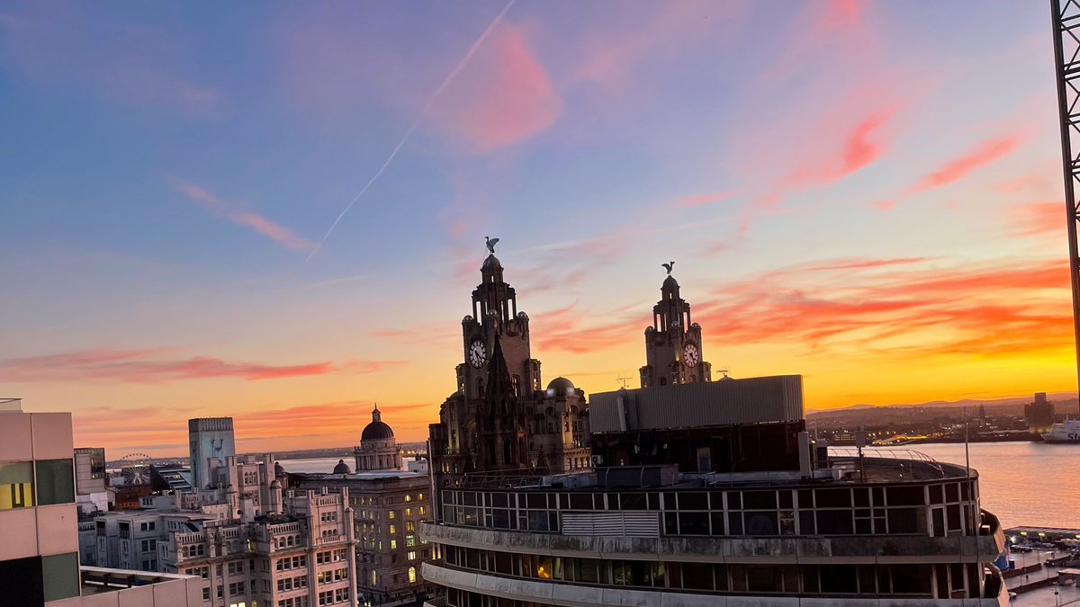 Sunsets never get boring. 🌆 #liverpool