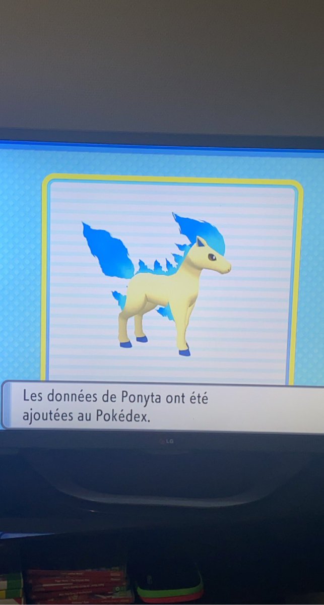 Xcitorz's tweet photo. Actuellement entrain de regarder les replay de @poncefleur sur pokemon quand tout a coup … 😂🌸 https://t.co/bybJhDmHbK