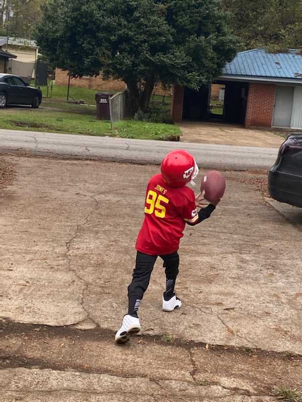 prncblu's tweet photo. One thang fa sho #ConnorRoo gone ride wit #NinetyFive #BiggSack  @StoneColdJones #Chiefs #KansasCity #Regardless https://t.co/F5G7qfhZd2