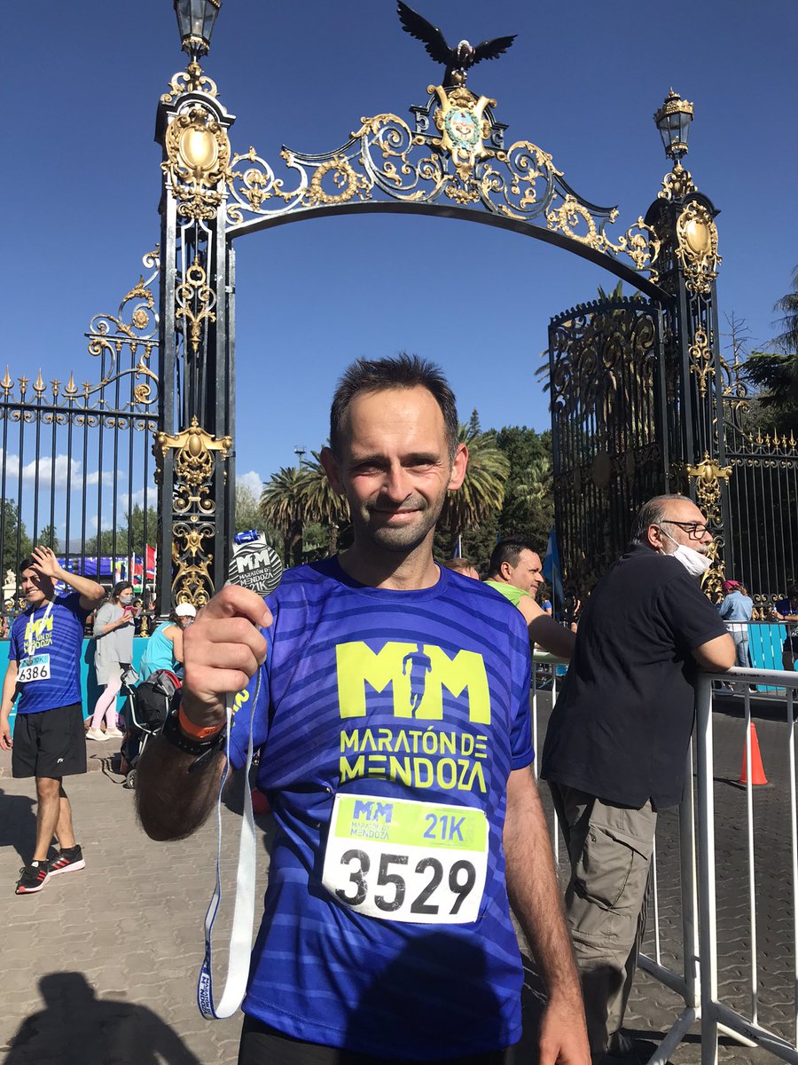 fsanchezparodi's tweet photo. Medal Monday 🥇post 21k de la Maratón Internacional de Mendoza 😉
#running #medalmonday #corrermeha enseñado a disfrutar del recorrido ⛰ https://t.co/a6GM5IN8oo