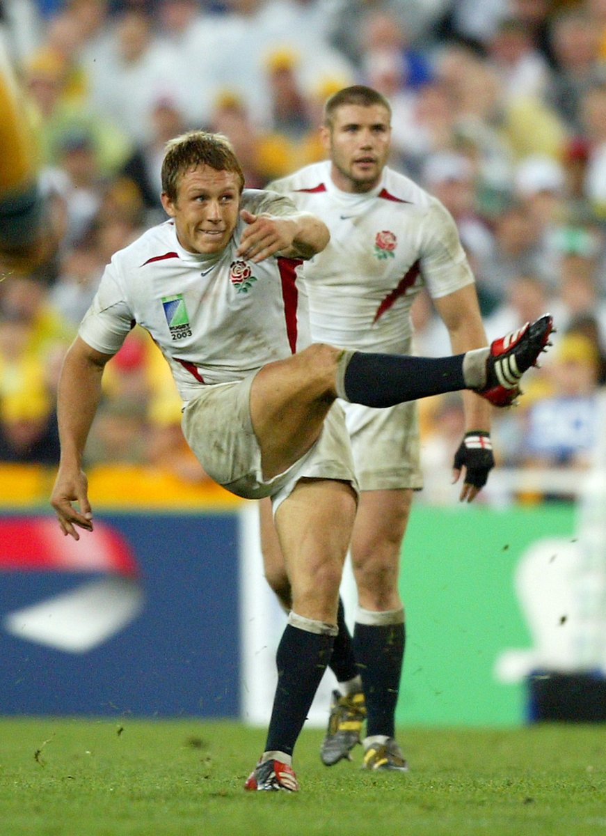 EnglandRugby's tweet photo. Jonny knew it was good from the moment it left his boot...

#EnglandRugbyThrowback https://t.co/80wn1Haqte