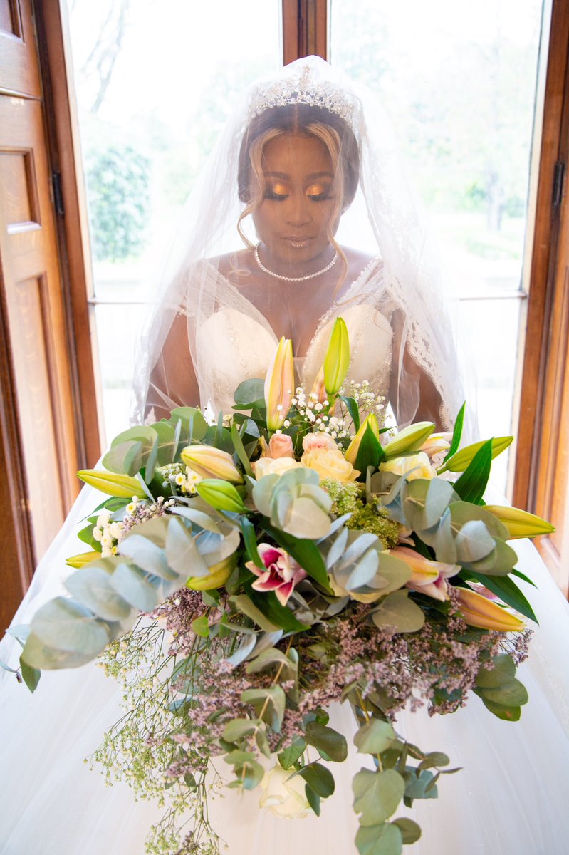 ATouchOfNevaeh's tweet photo. Our beautiful bride #tenithon21 😍 https://t.co/fWXCVhfWgb