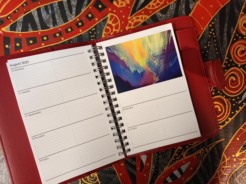 moe_rocksmoore's tweet photo. Diaries for next year have sold out , many thanks for all the orders!! Afew coaster sets remain. DM to order!☆
#2022 #artdiary #painters #artystuff
@waspsstudios https://t.co/HX12VOeSmN