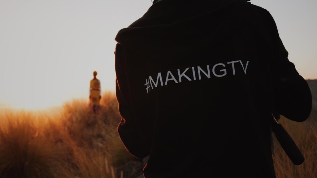 AuntyMpho's tweet photo. Here are some fire 🔥 BTS from the Phalaborwa shoot! Call me Queen of sunset/sunrise shots 🌅 

Can you tell which one are sunset shots? those are my faaaav 
#Imvelogy #ImvelogySABC2 #MakingTV https://t.co/HmRGZJl9uo