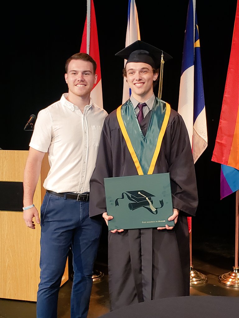 LisaSheffar's tweet image. It's these 2 fellas birthday today! They are my pride &amp;amp; joy. Happy 24th Jacob, Happy 20th Ben! Xoxo