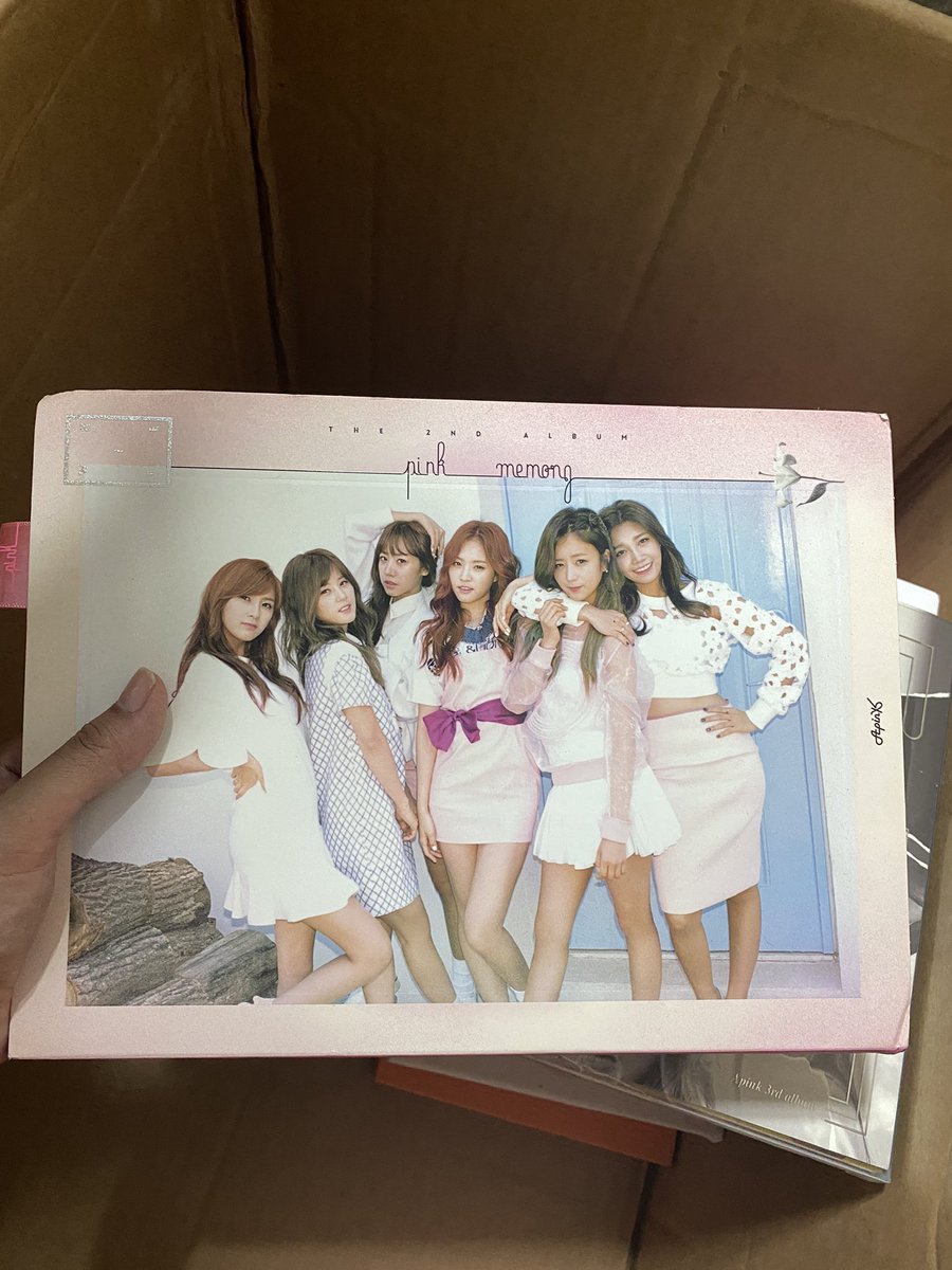 babyschoiceph's tweet photo. Apink onhand!! https://t.co/ozDx2QCdcR