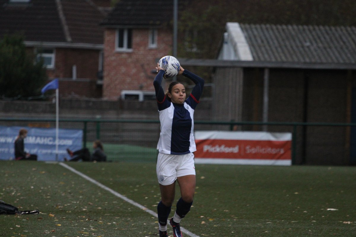 𝐁𝐚𝐥𝐥𝐞𝐫.

<a href="/AshleeBrownxx/">Ashlee Brown</a> | #WBA