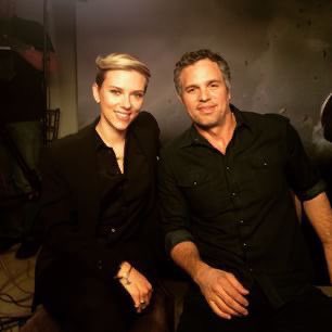 Happy birthday to scarlett johansson and mark ruffalo i am in love with you both 