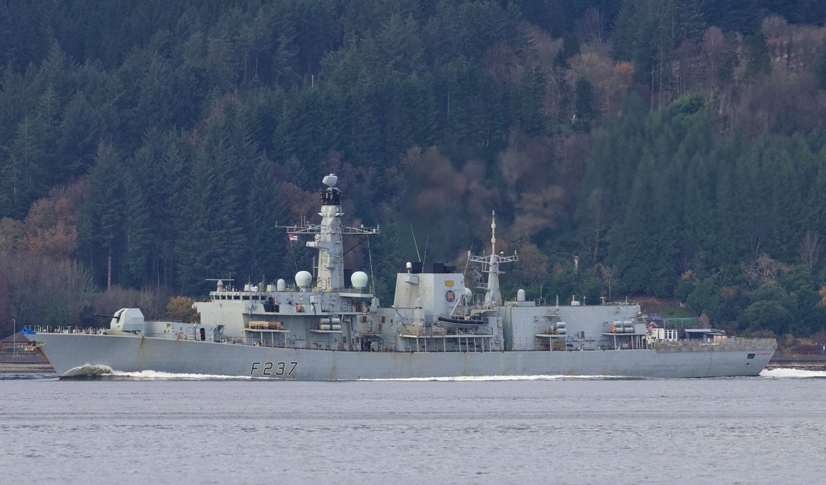 Survey ship HMS Echo and patrol boat HMS Charger outbound from the Clyde this sunny morning.                                        Also, frigate HMS Westminster outbound this cloudy afternoon. @HMS_Echo @HMSCharger @HMS_Westminster @RoyalNavy @NavyLookout #clyde #shipping