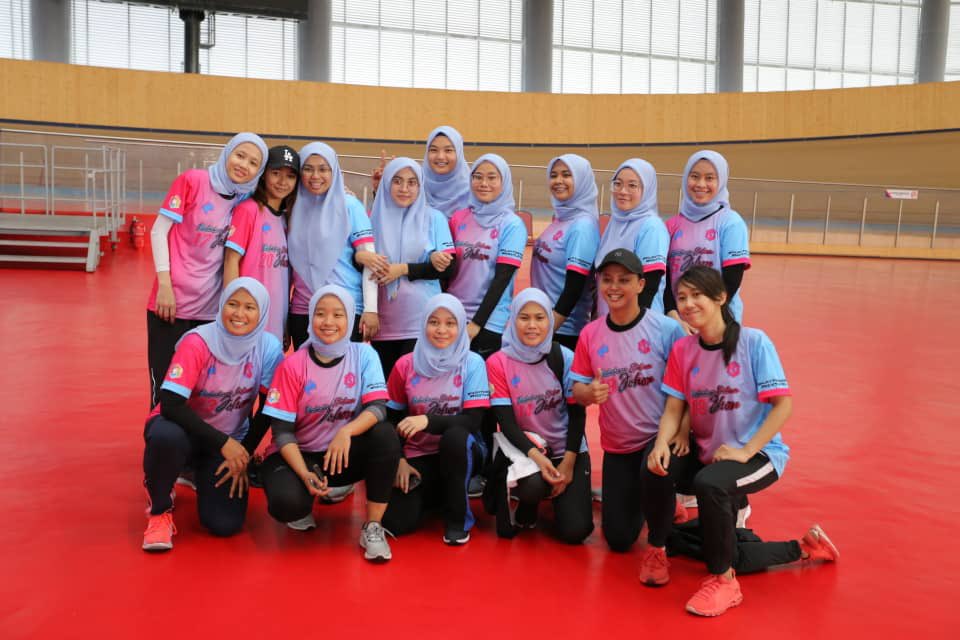 pxjilxhhh's tweet photo. again and again β¨ we did it girls π₯°#dodgeball #frissball #psj https://t.co/qxH5jWdqVP